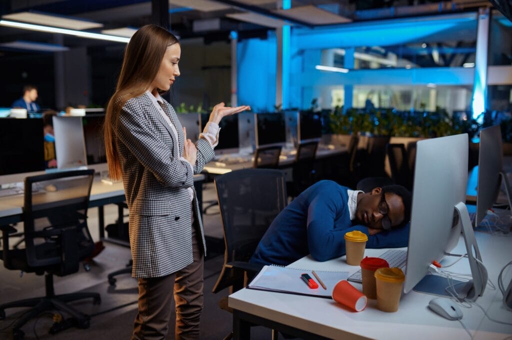 reclamar-horas-extra-en-el-trabajo